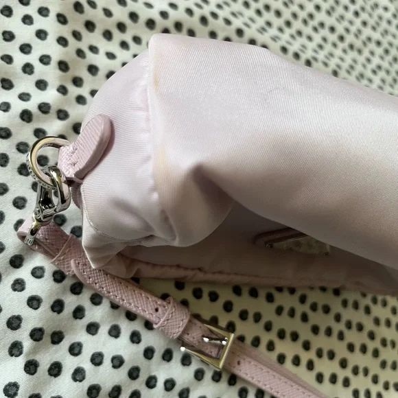 Prada Pink cosmetic pouch - Picture 4 of 11